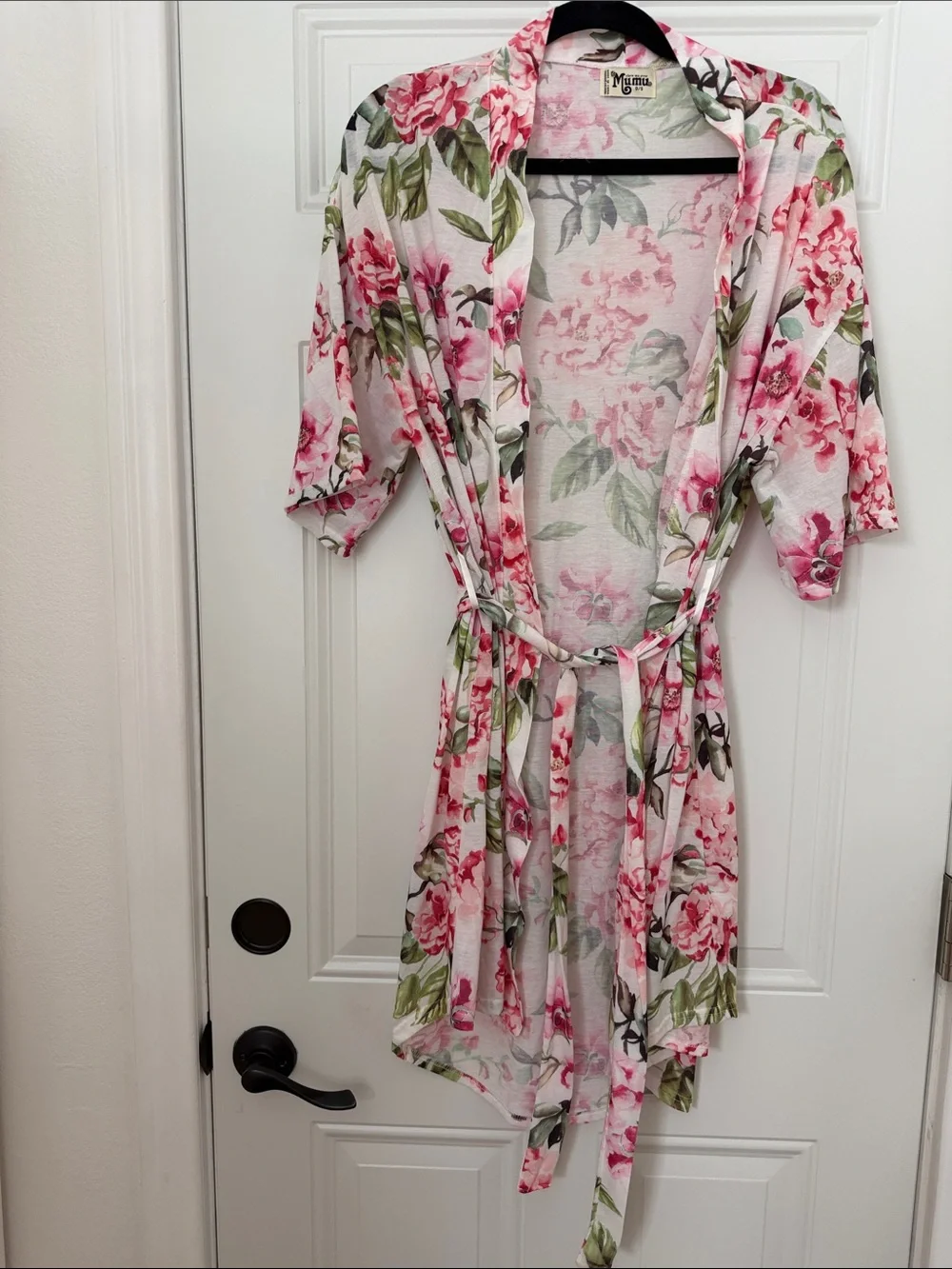 robe - Picture 1 of 7
